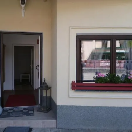 Affittacamere & Restaurant Edelweiss Alpine Hinterstoder