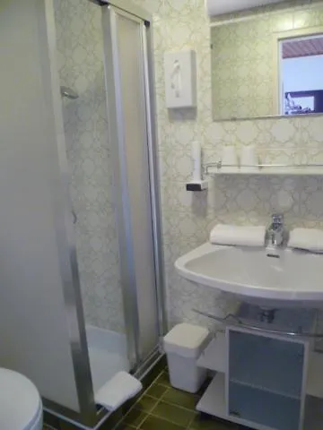 & Restaurant Edelweiss Alpine Penzion 3*