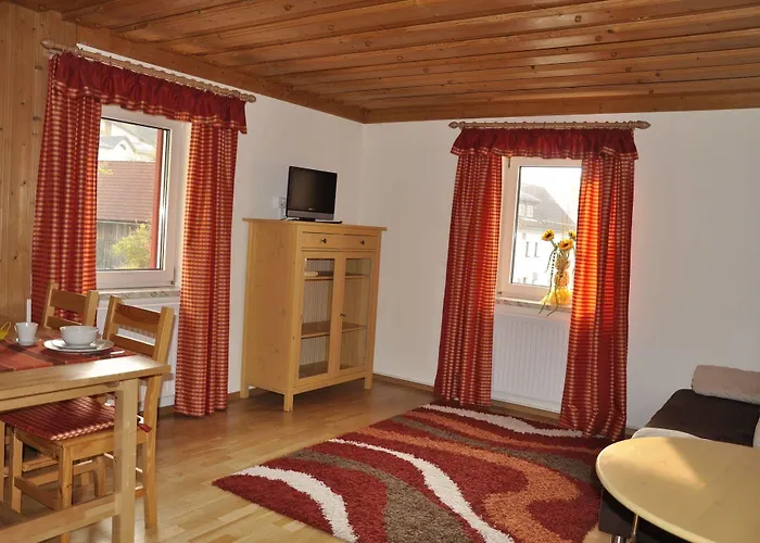 Pensjonat & Restaurant Edelweiss Alpine 3*