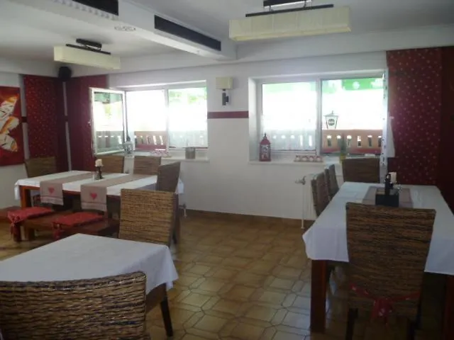 Hotel&restaurant Edelweiss Alpine Gasthof 3*